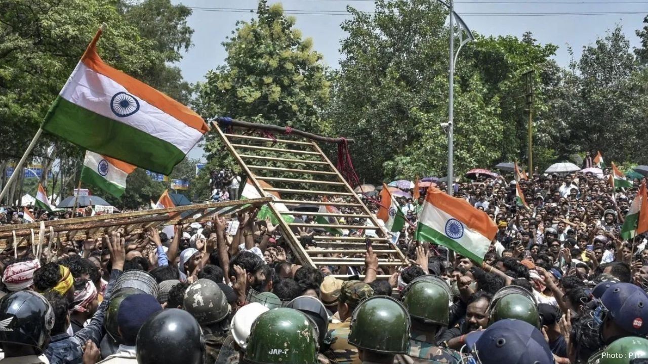 Jharkhand Paper Leak Row Escalates as Student Protests Continue After Police Action