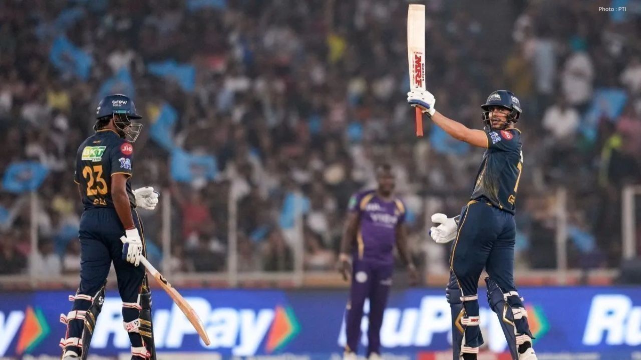 GT vs MI Pitch Report: Narendra Modi Stadium Ahmedabad Pitch Favors Batting or Bowling?