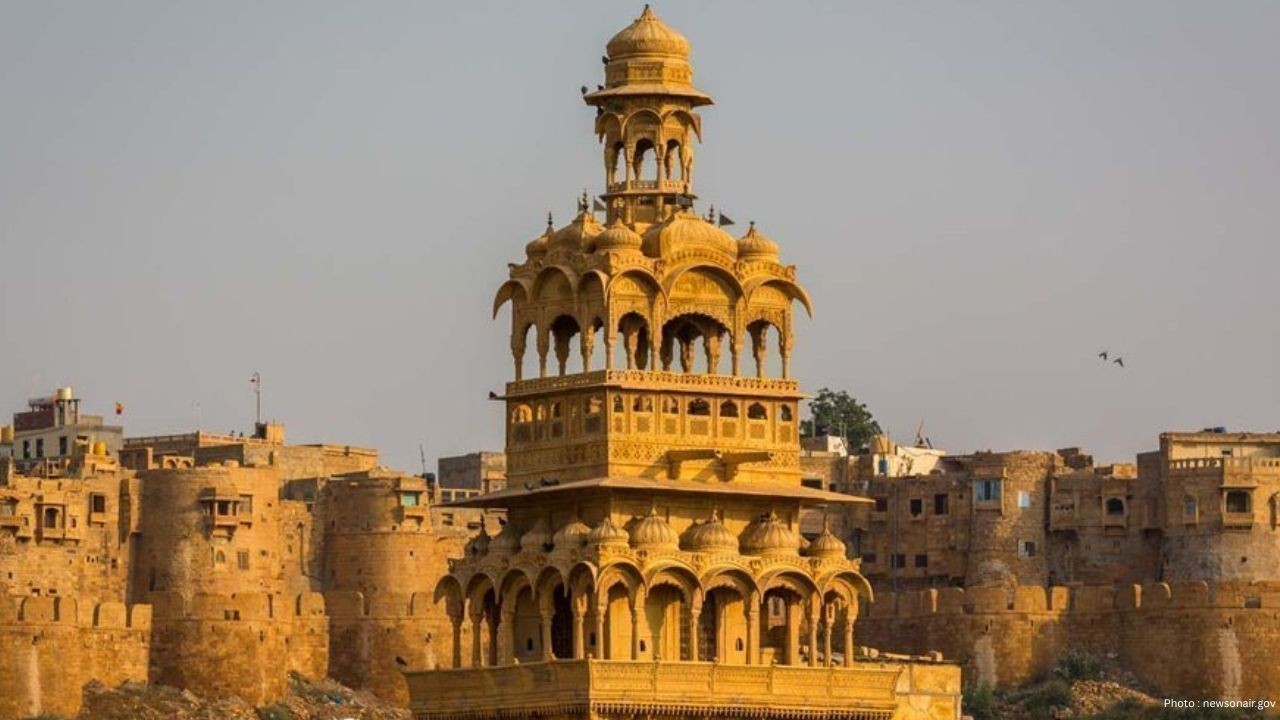 Rajasthan Heatwave 2026: Jaisalmer Records 46.4°C, Life Disrupted