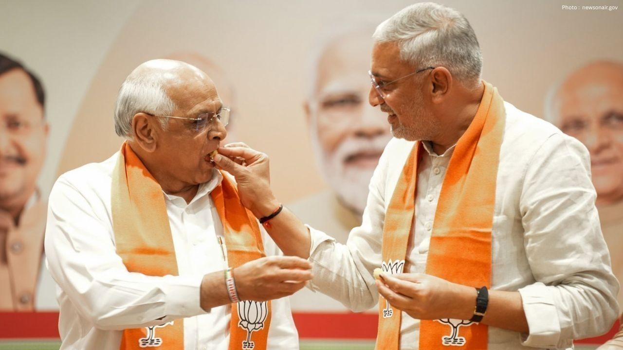 BJP Sweeps Gujarat Civic Polls, Wins All 15 Municipal Corporations