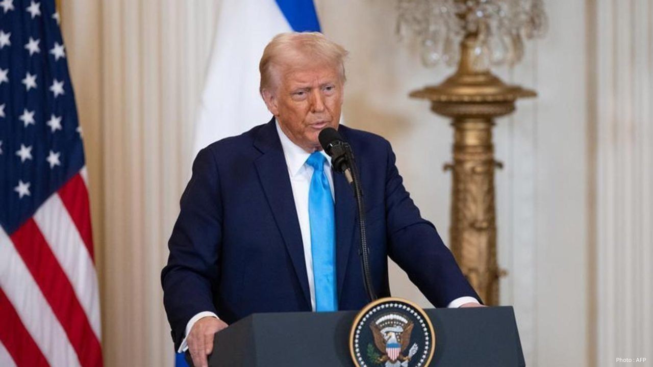 Trump Rejects China’s Role as Iran Tightens Hormuz Control
