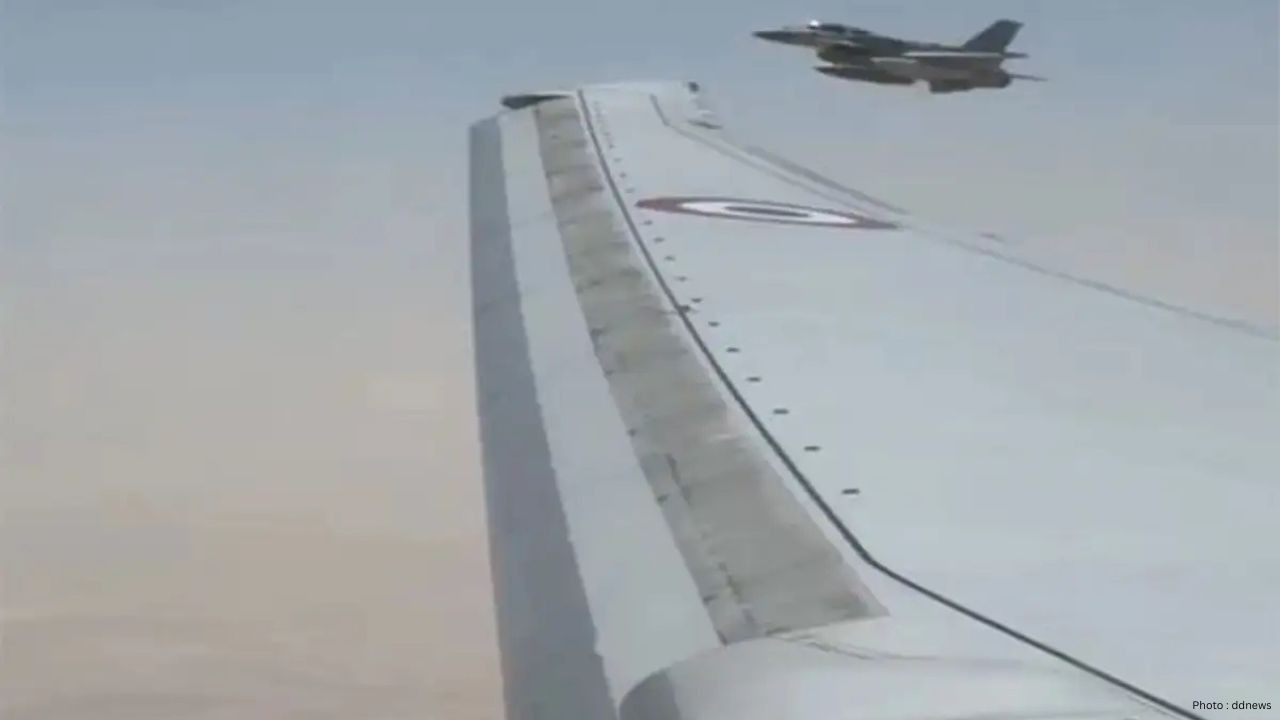 UAE F-16 Jets Escort PM Modi’s Aircraft in Grand Welcome