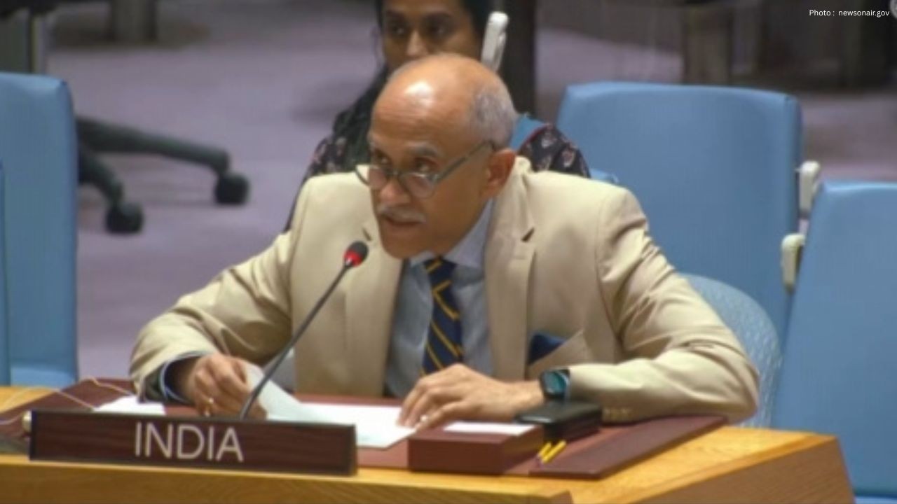 India Strongly Rebukes Pakistan at UNSC After Kashmir Remarks