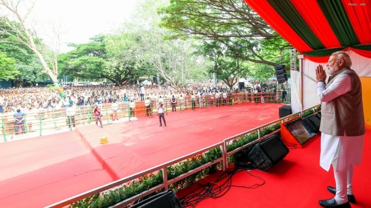 Six Karnataka Policemen Suspended After Gelatin Sticks Found Near PM Modi Convoy Route