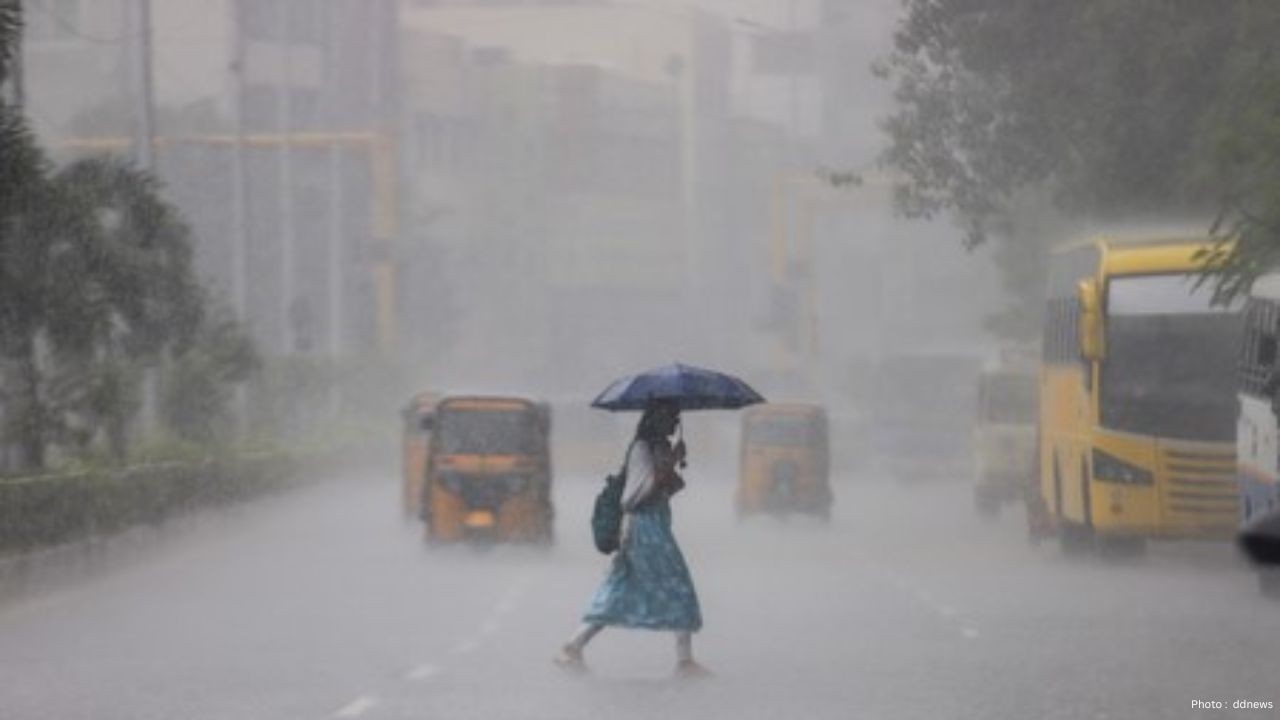 Heavy Rain Alert Issued for Several Tamil Nadu Districts as Weather Conditions Change