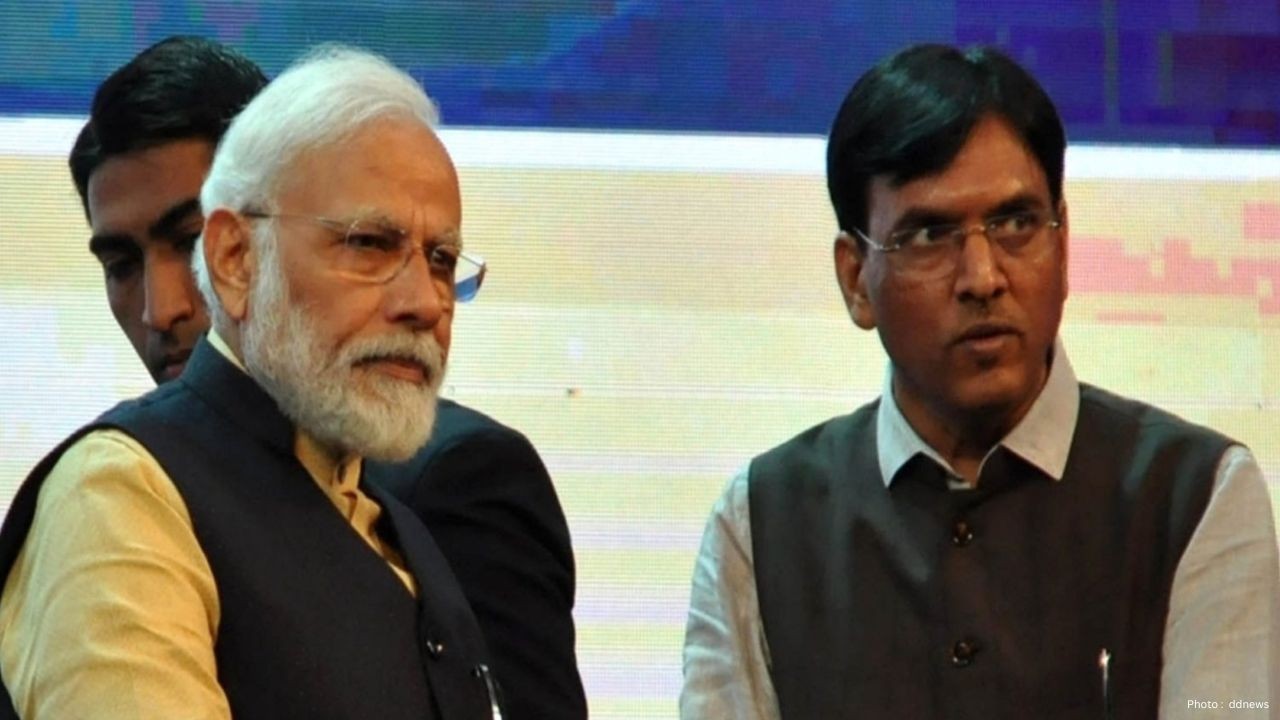 PM Modi and Leaders Greet Mansukh Mandaviya on Birthday