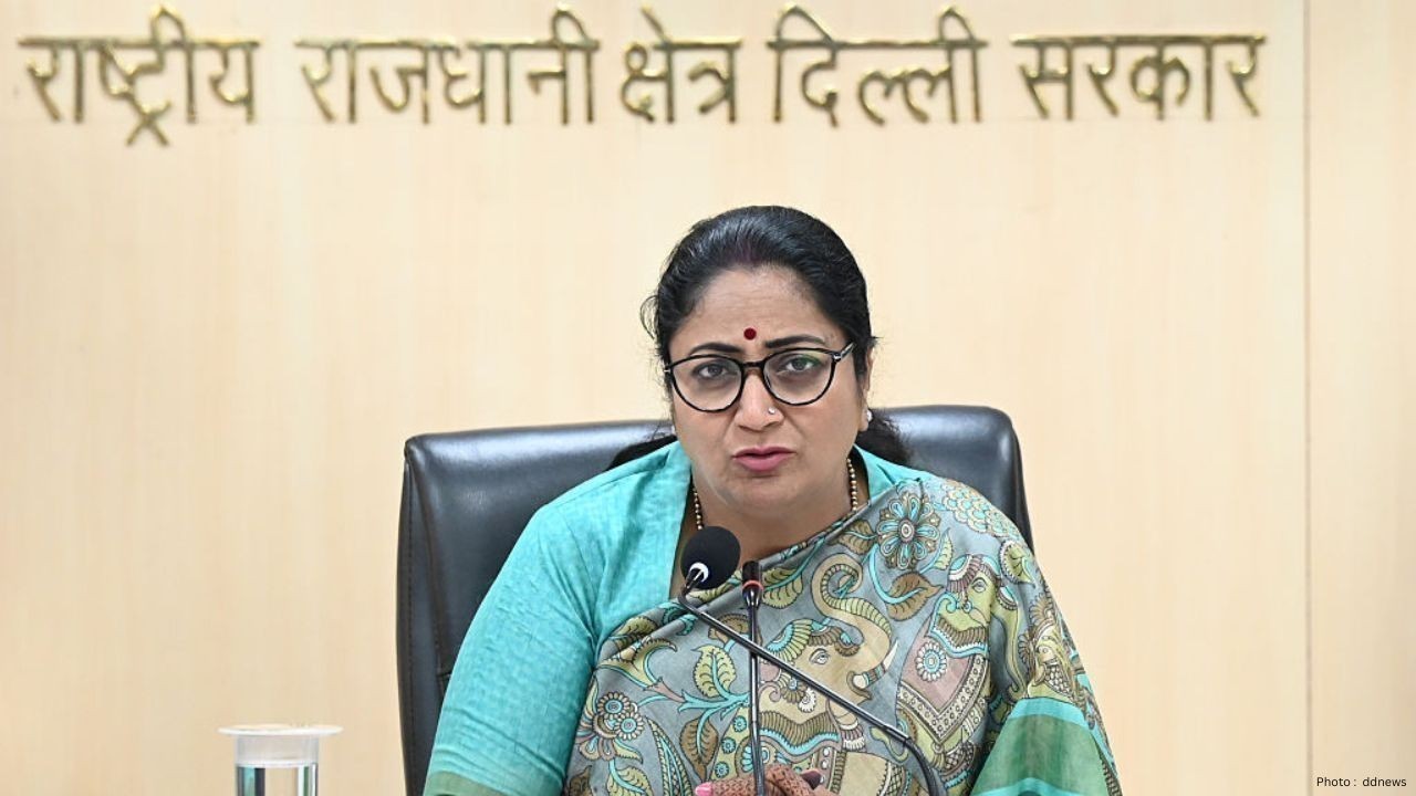 Delhi Chief Minister Appeals to Citizens to Plant at Least One Tree for a Greener Future