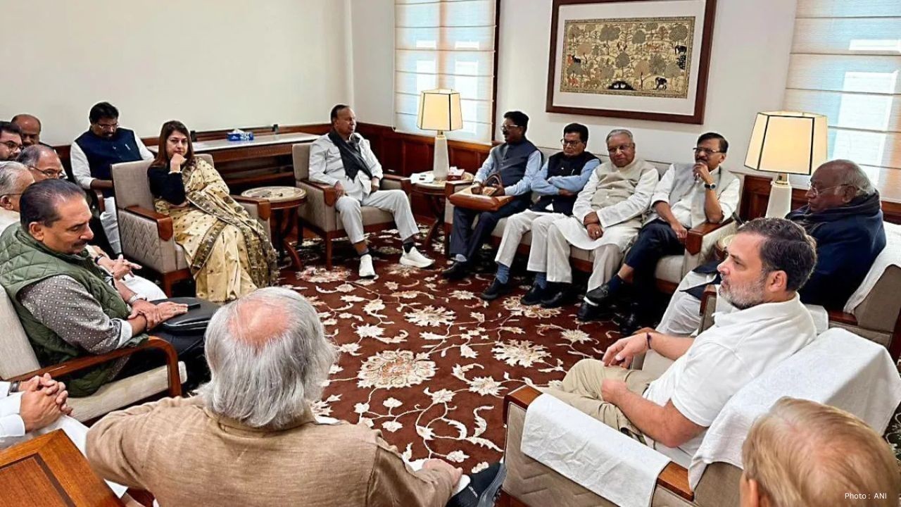 INDIA Bloc Faces Crucial Unity Test as Key Allies Skip Meeting