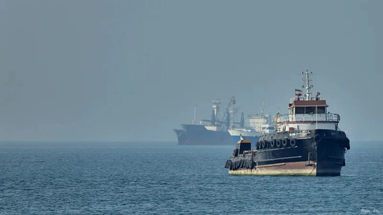 LNG Carrier Disha’s Safe Journey Through Hormuz Brings Relief for India’s Energy Supply