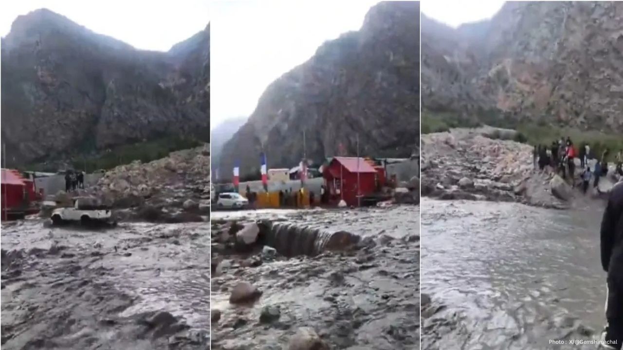 Glacier Melt Triggers Flash Flood in Himachal's Lahaul-Spiti, 50 Tourist Vehicles Stranded