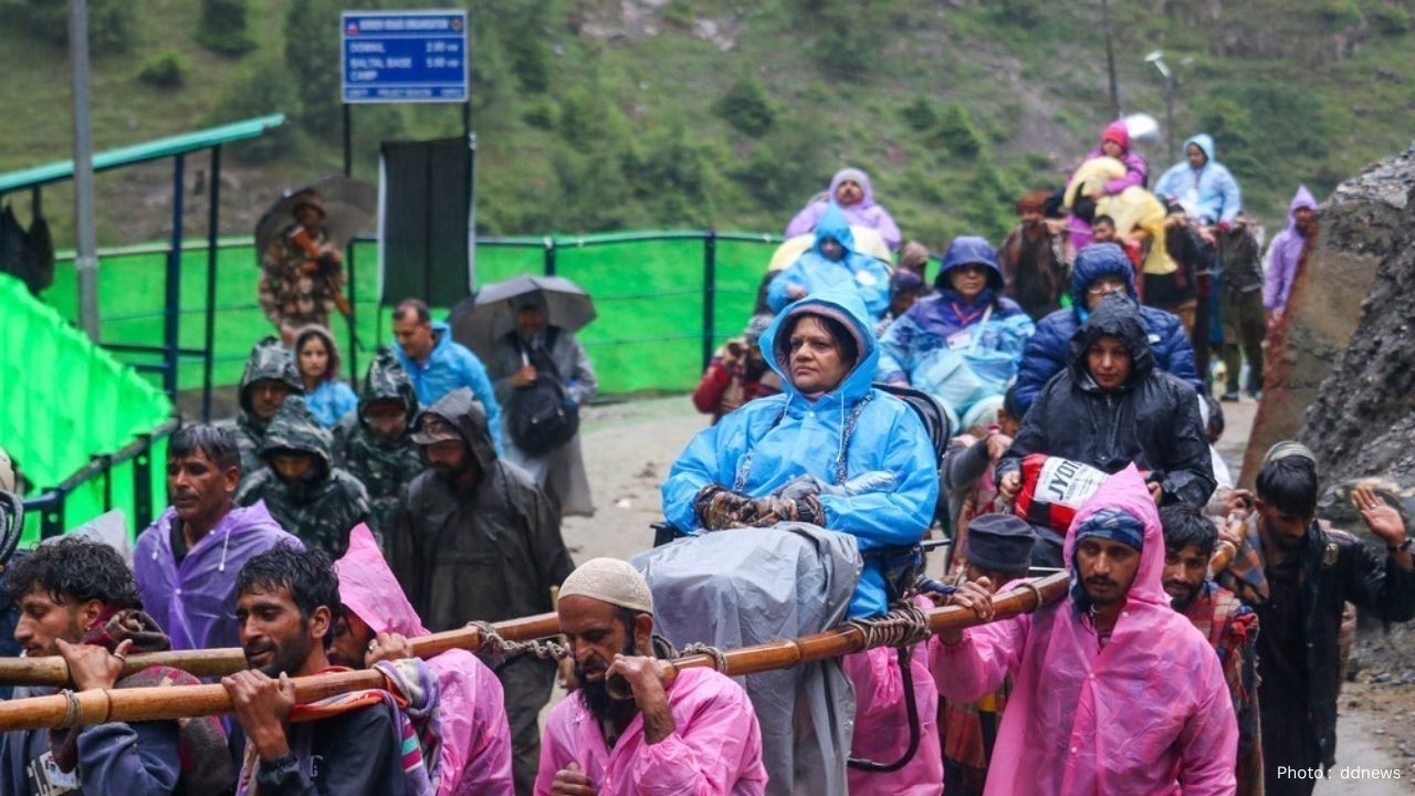 Amarnath Yatra 2026: Over 56,000 Devotees Complete Darshan in First Three Days as Heavy Rush Continues