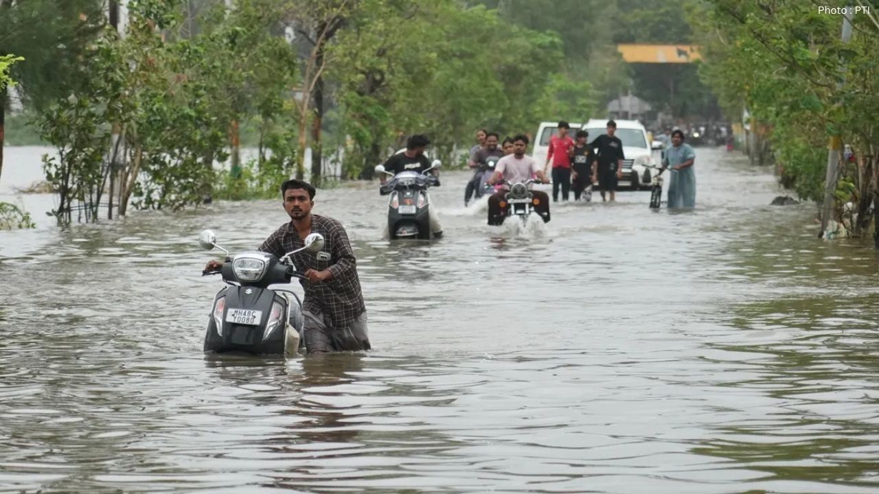 Delhi, UP Brace for Heavy Rain as Landslide Blocks Gangotri Highway in Uttarakhand