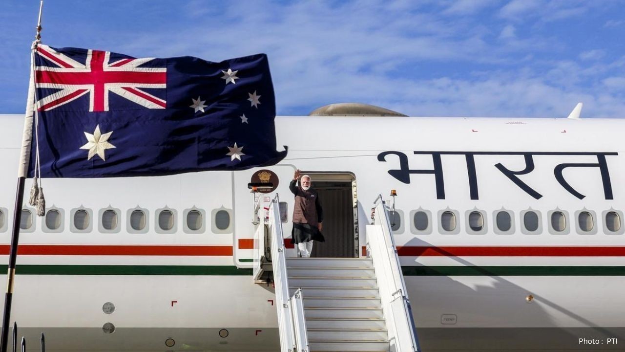 PM Modi Arrives in New Zealand for Final Leg of Three-Nation Tour
