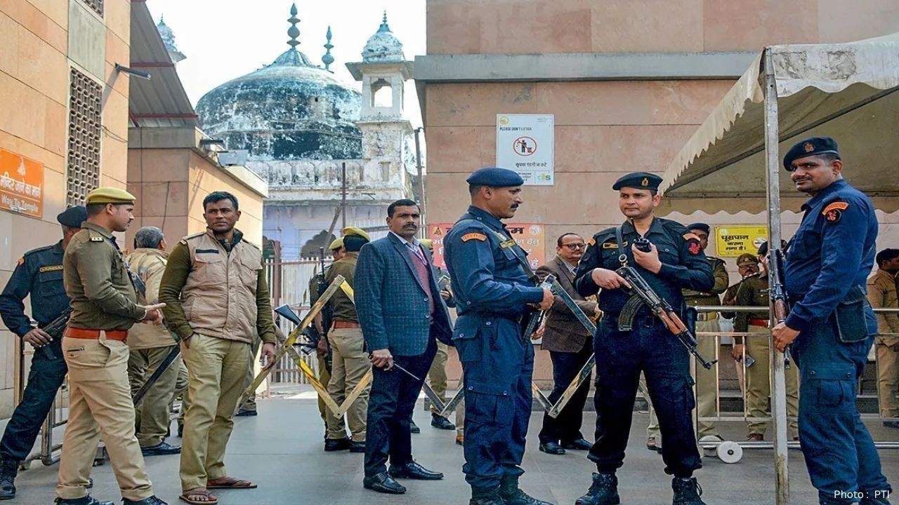 Hindu, Muslim Parties Reject Supreme Court Mediation in Gyanvapi Dispute, Seek Court Verdict