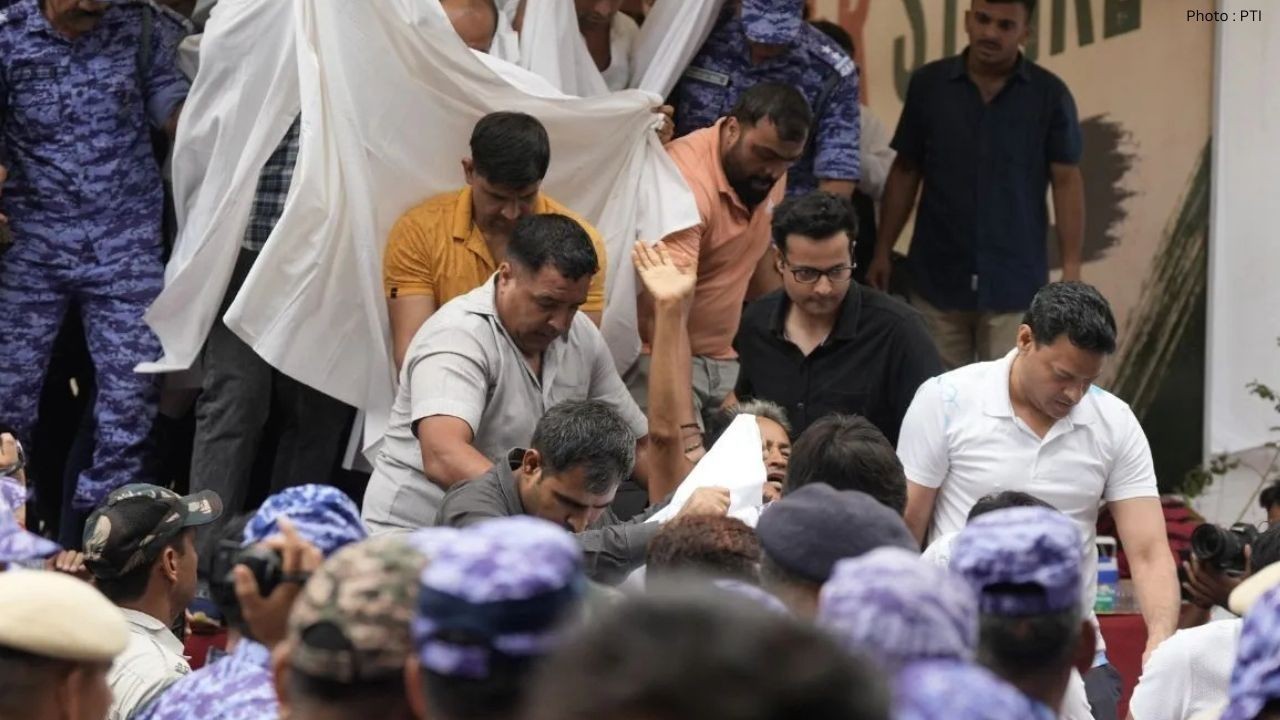 Sonam Wangchuk Shifted to Safdarjung Hospital as Delhi Police Clear Jantar Mantar Protest