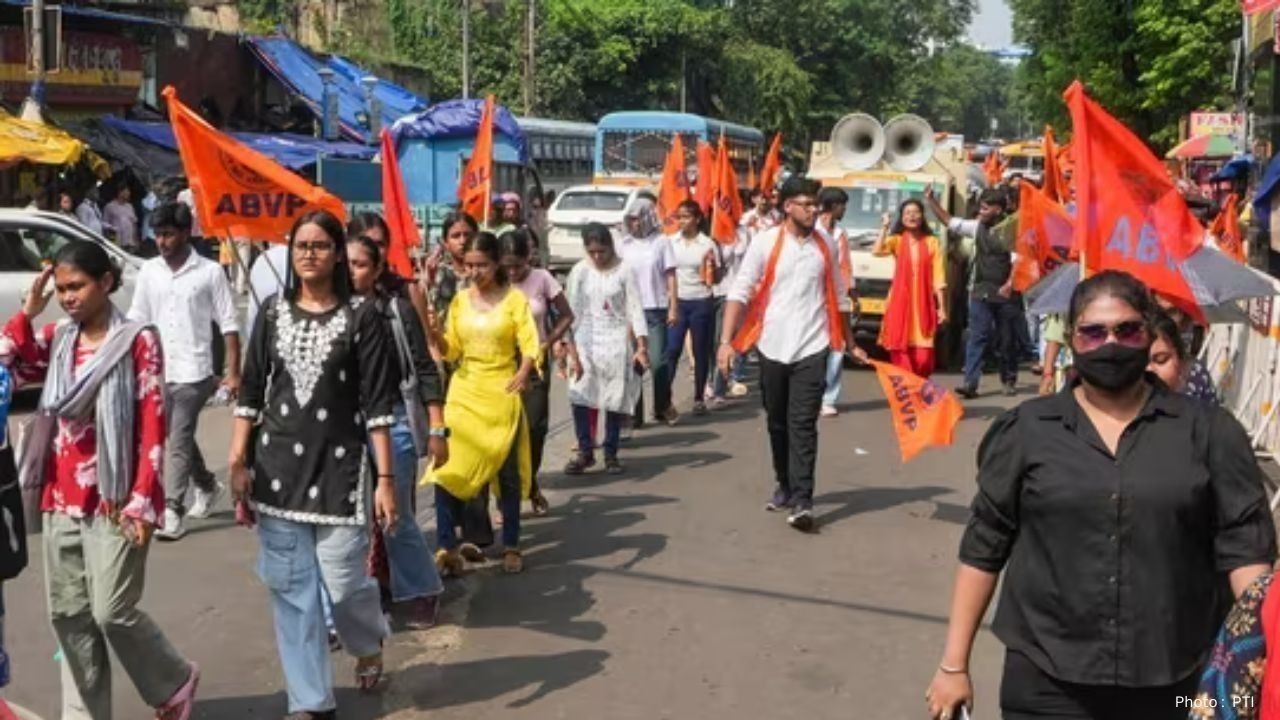 ABVP Condemns Jantar Mantar Clashes, Demands Panel for Transparent Competitive Exams