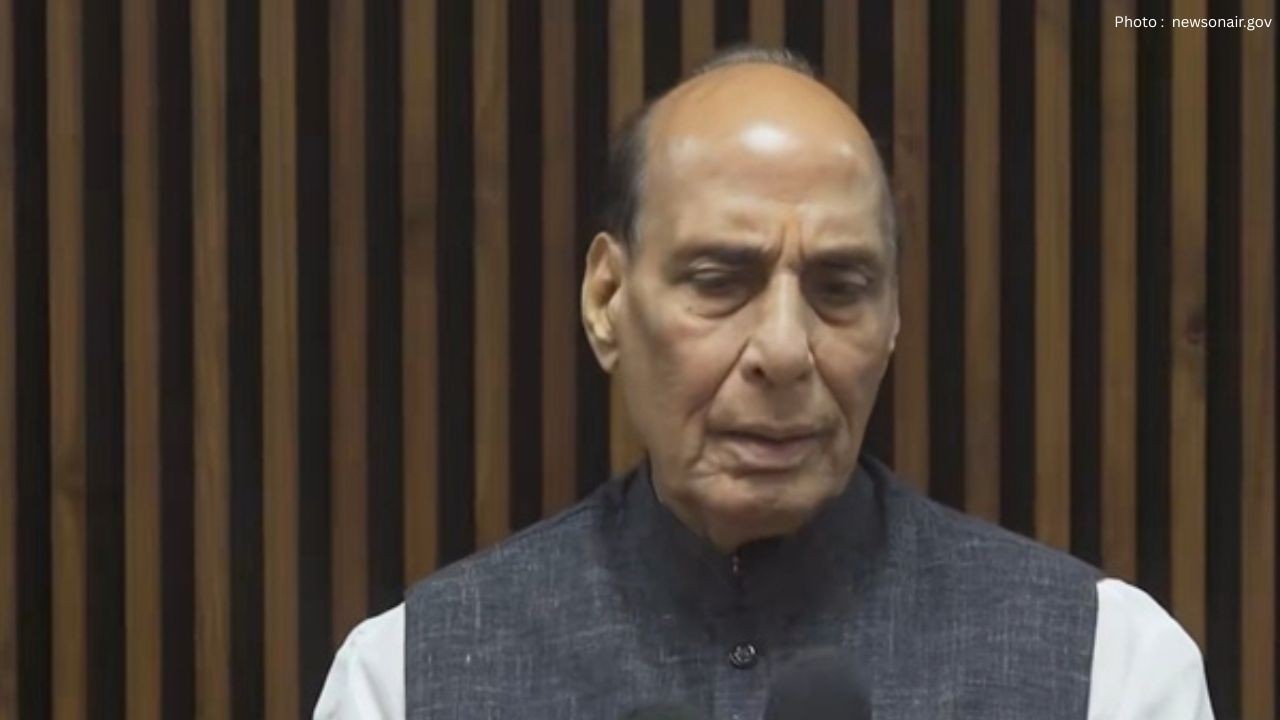 Rajnath Singh Says Government Committed to Students, Criticises Political Use of Youth Protests