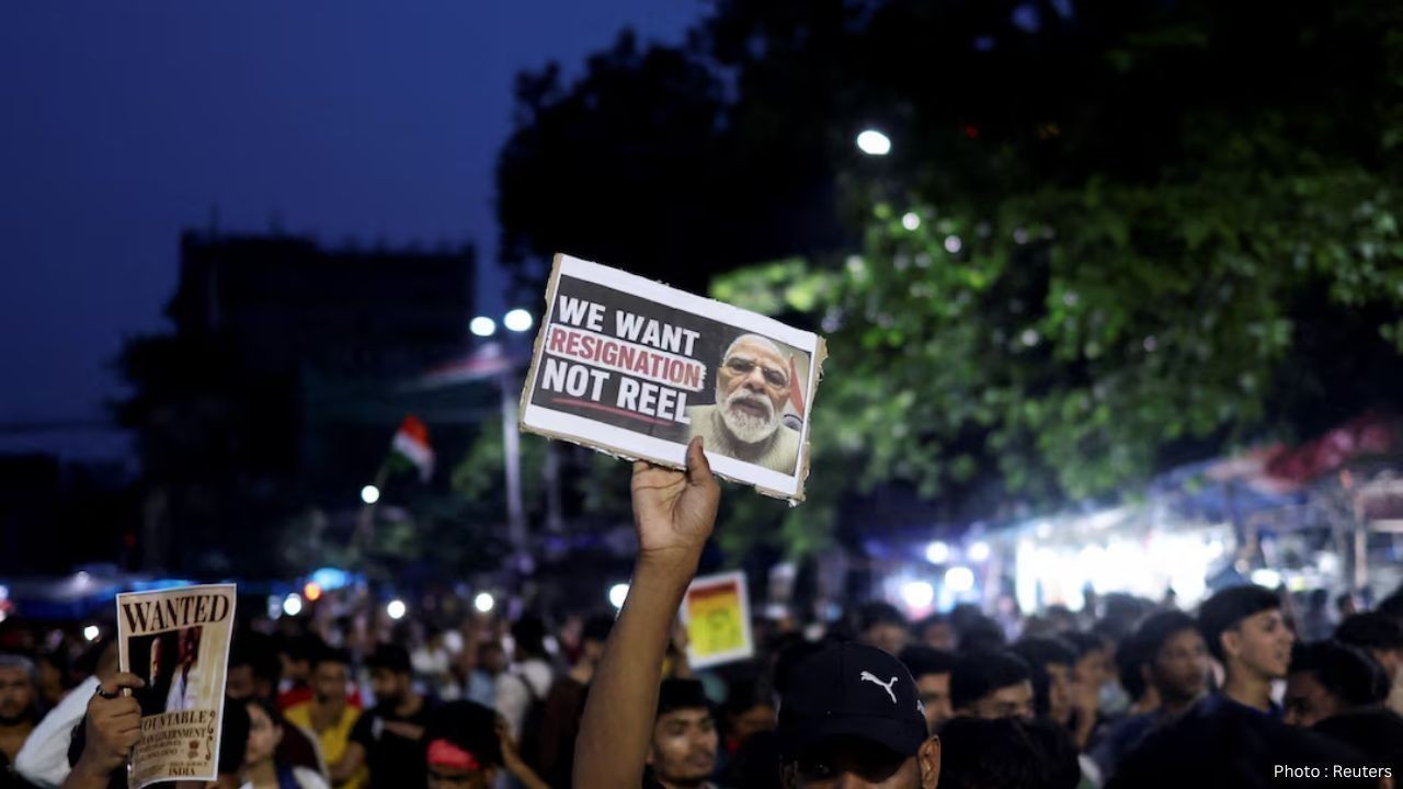 CJP-Centre Talks Resume as Protesters Renew Demand for Dharmendra Pradhan's Resignation