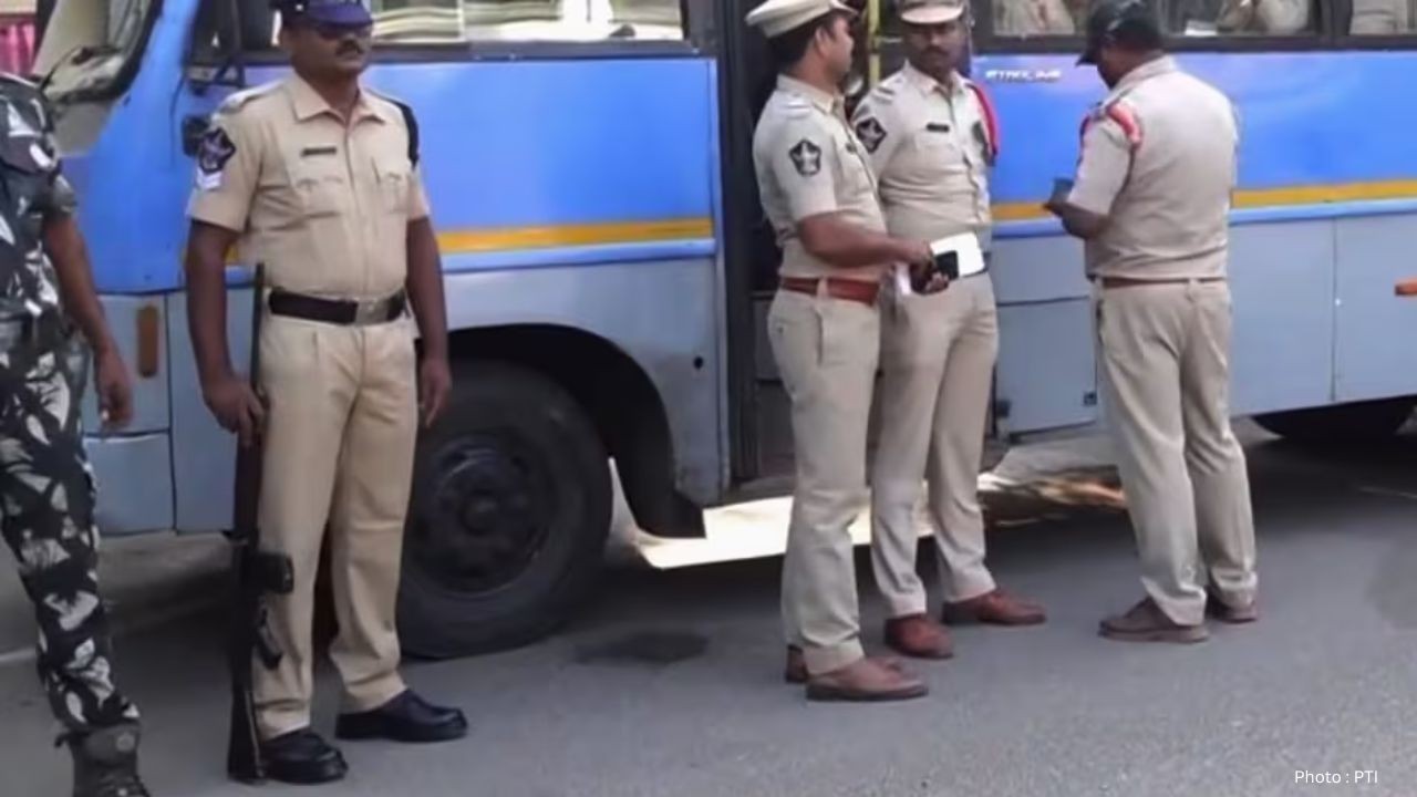 7 Killed, 6 Injured in Bus and Auto-Rickshaw Collision in Andhra Pradesh