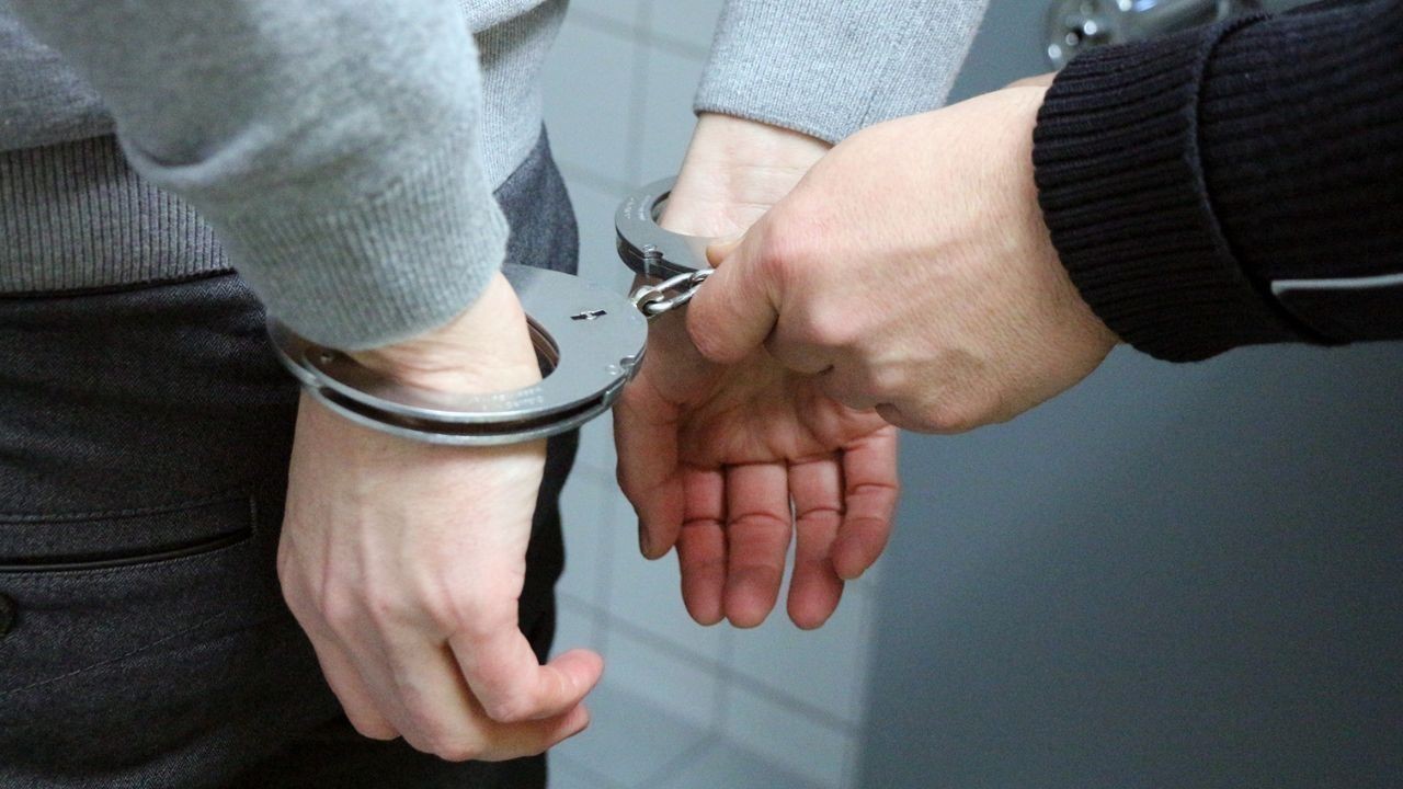 Delhi Police Busts Cyber Fraud Gang, Six Arrested in ₹83 Crore Case