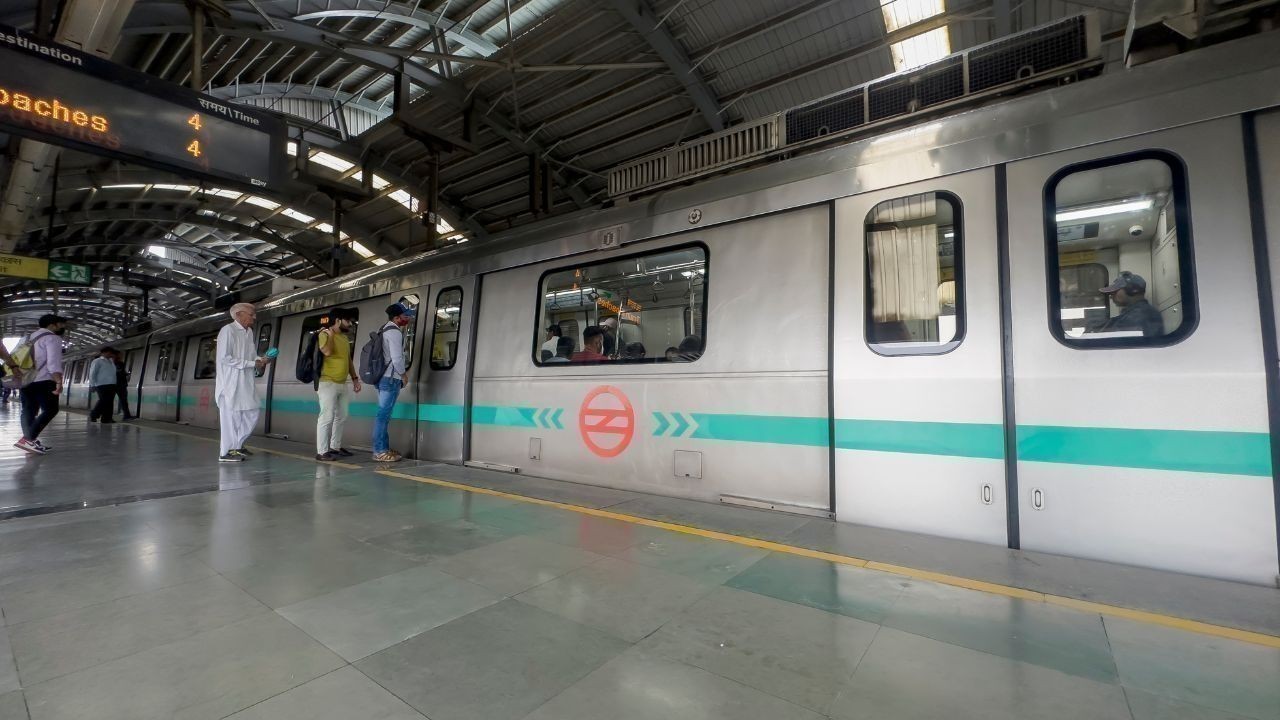 Delhi Police Seeks Closure of 57 Metro Stations Ahead of CJP Protest