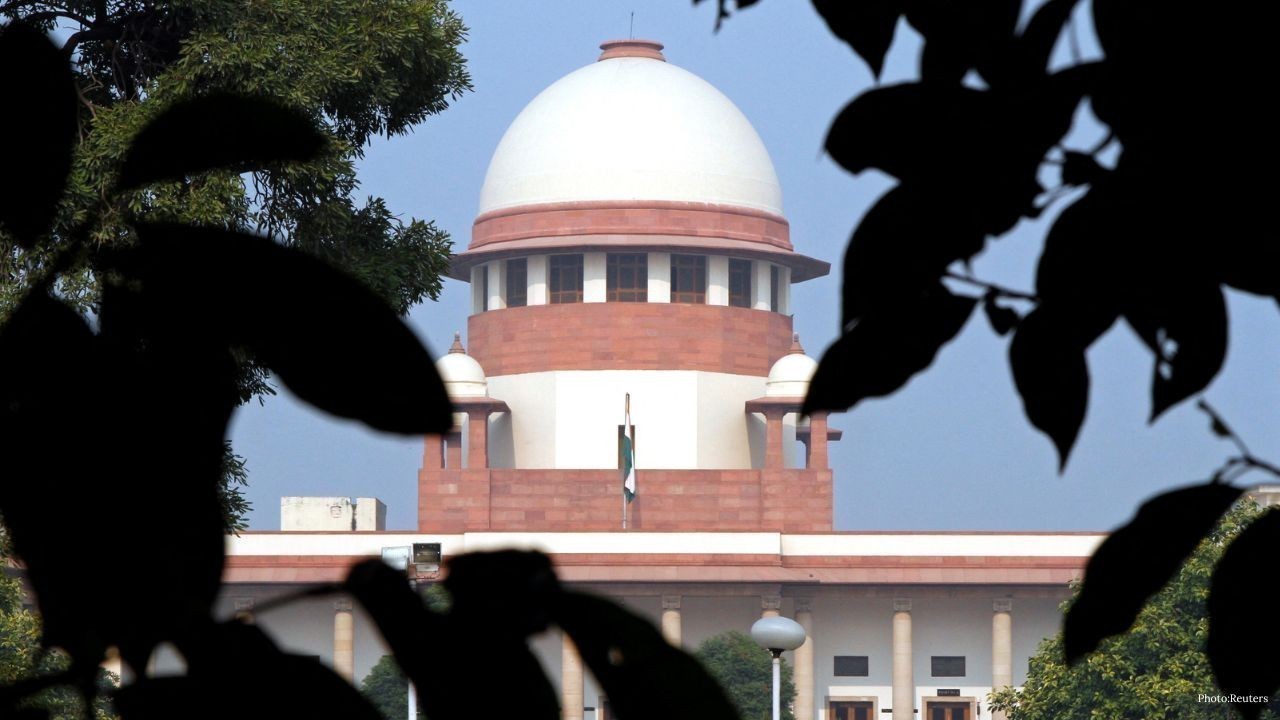 Supreme Court Seeks Balanced Approach to Delhi-NCR Firecracker Use